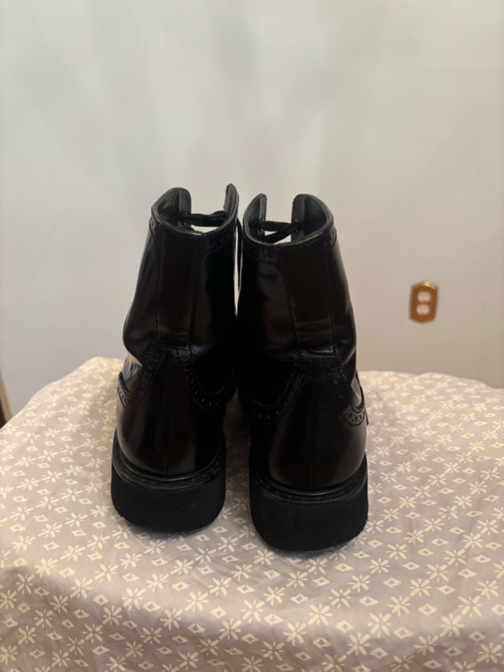 Prada Black Patent Leather Chukka Wingtip Boots - Picture 5 of 8